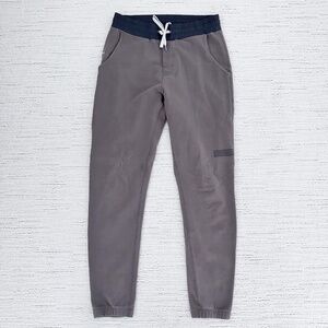 VUORI Balboa Mens M Taupe Joggers Athleisure Workout Performance Gym Travel Yoga